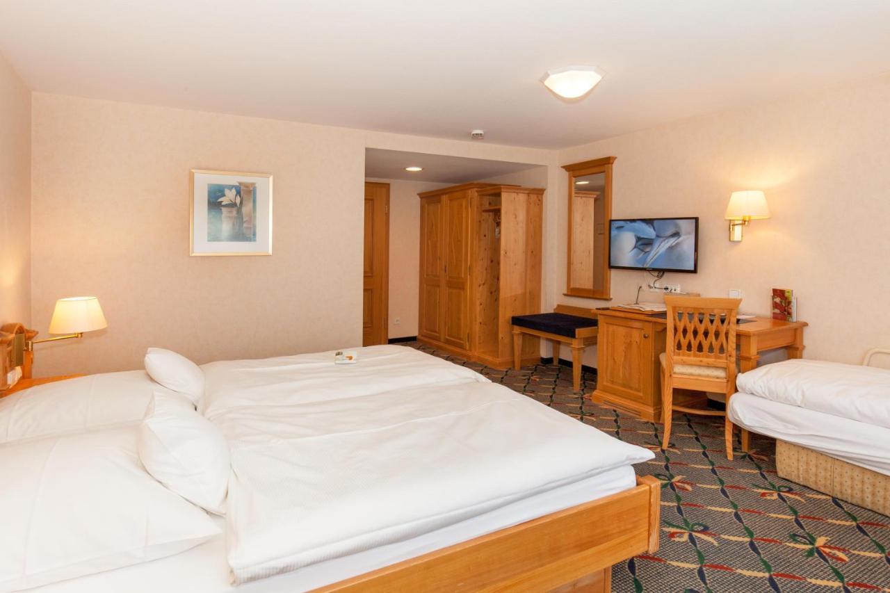Landgasthof Hotel Hirsch Loßburg Εξωτερικό φωτογραφία