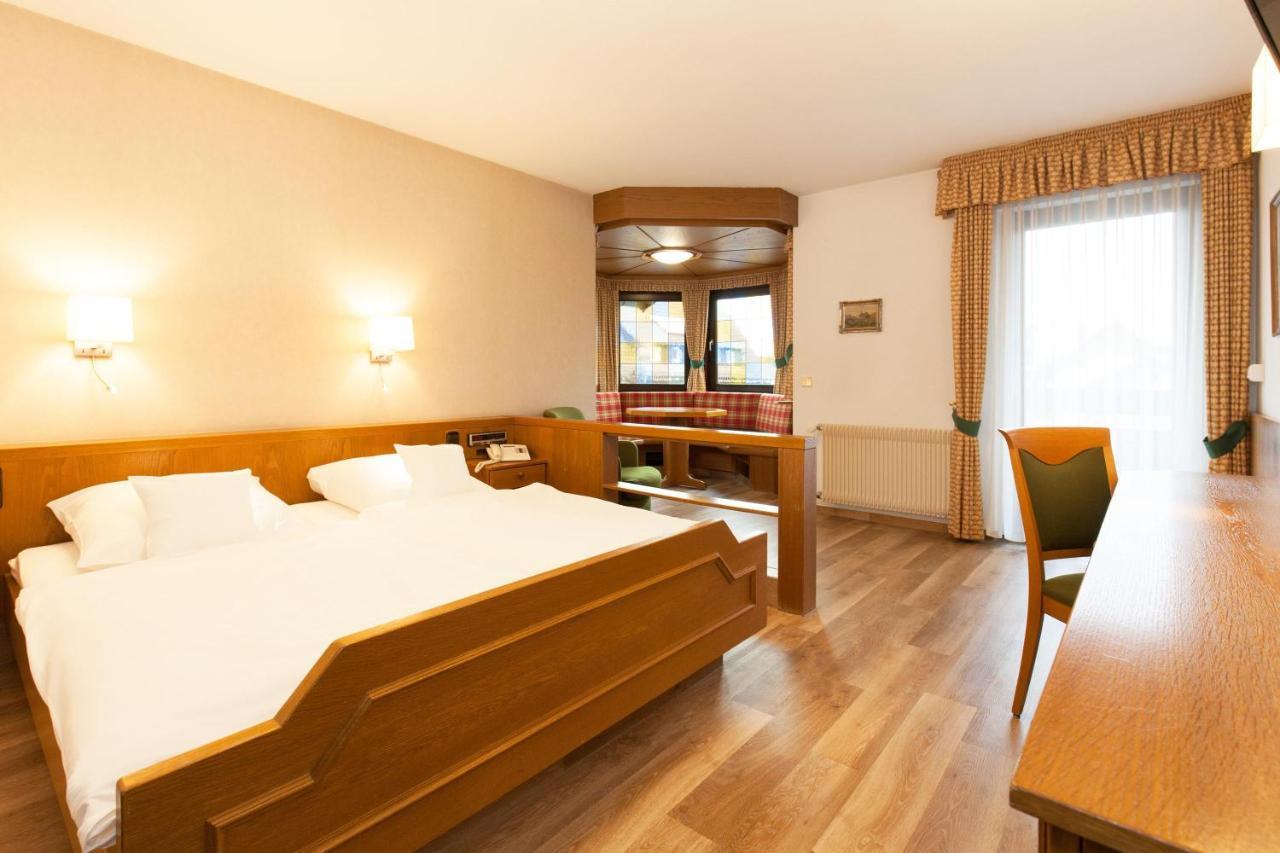 Landgasthof Hotel Hirsch Loßburg Εξωτερικό φωτογραφία