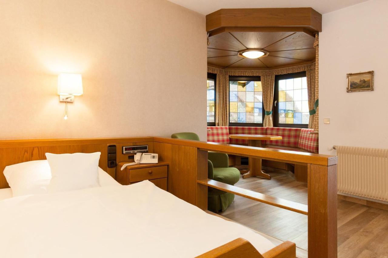 Landgasthof Hotel Hirsch Loßburg Εξωτερικό φωτογραφία