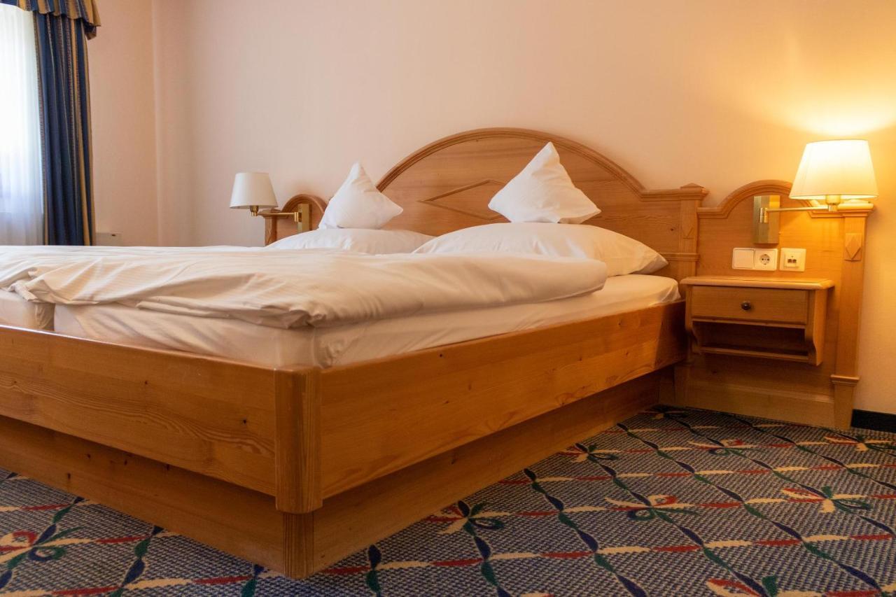 Landgasthof Hotel Hirsch Loßburg Εξωτερικό φωτογραφία