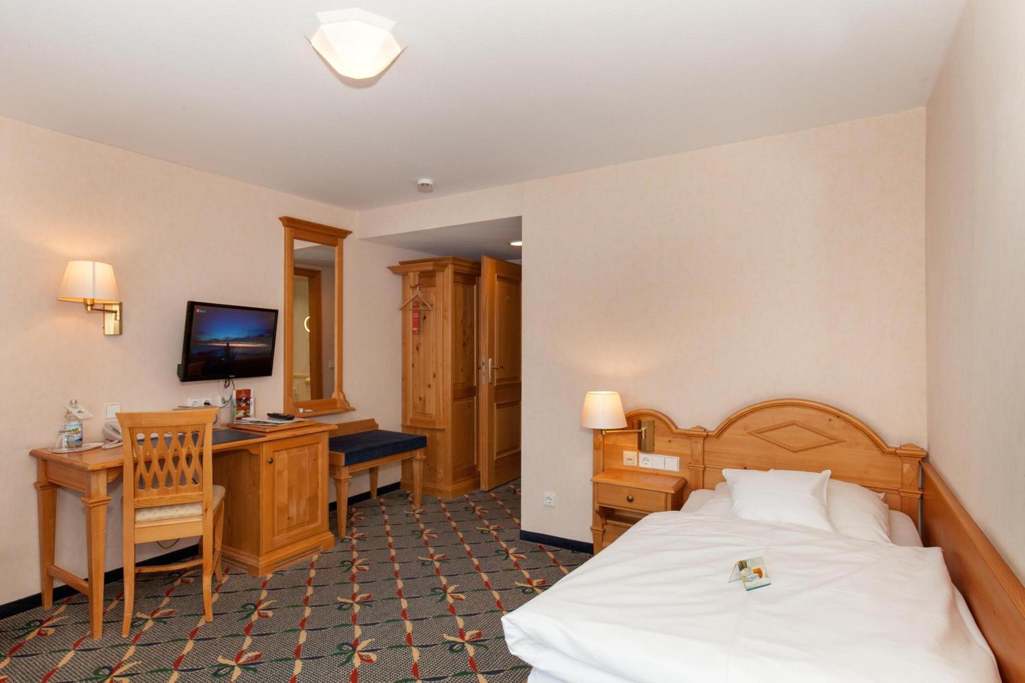 Landgasthof Hotel Hirsch Loßburg Εξωτερικό φωτογραφία