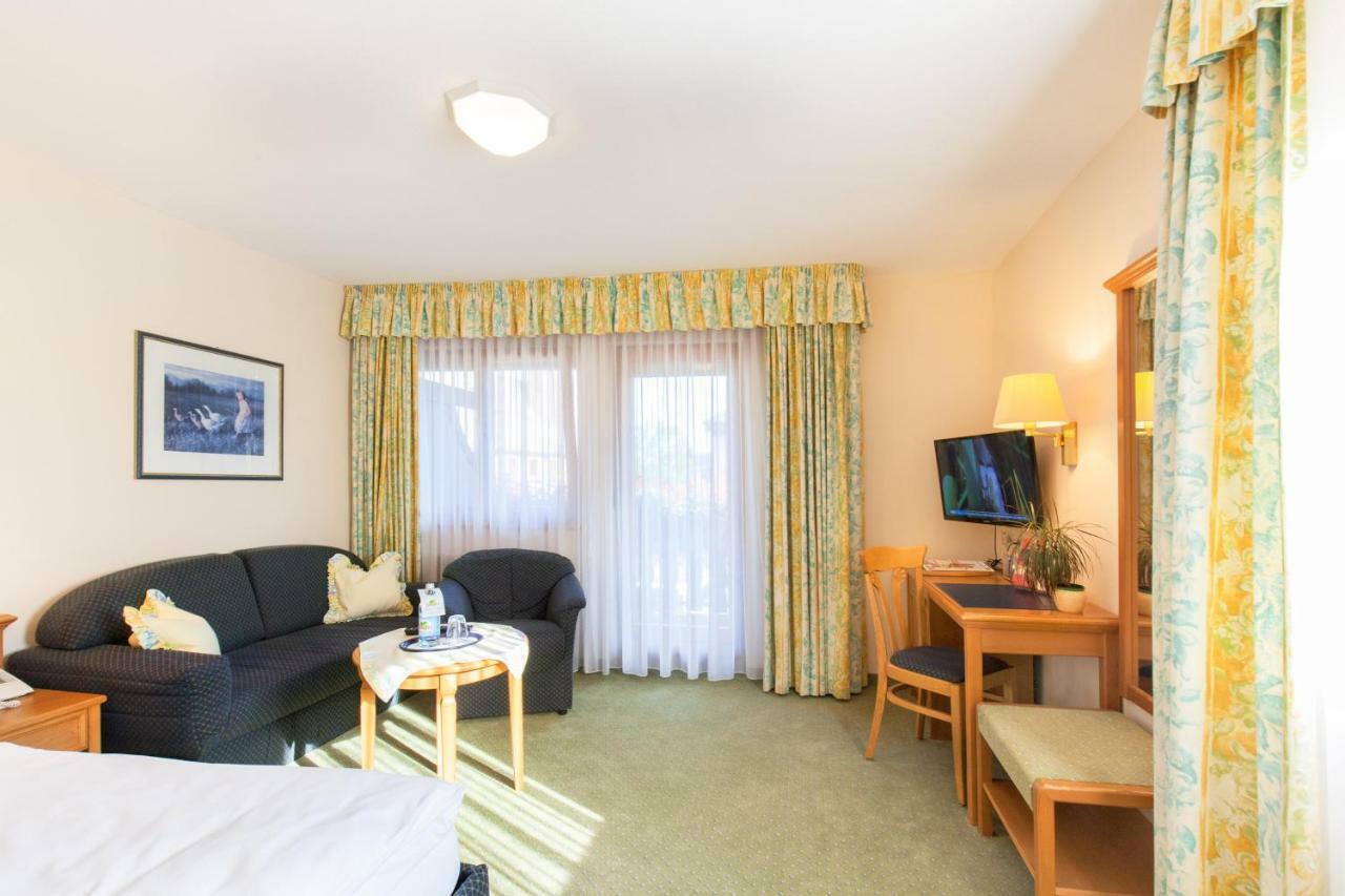 Landgasthof Hotel Hirsch Loßburg Εξωτερικό φωτογραφία