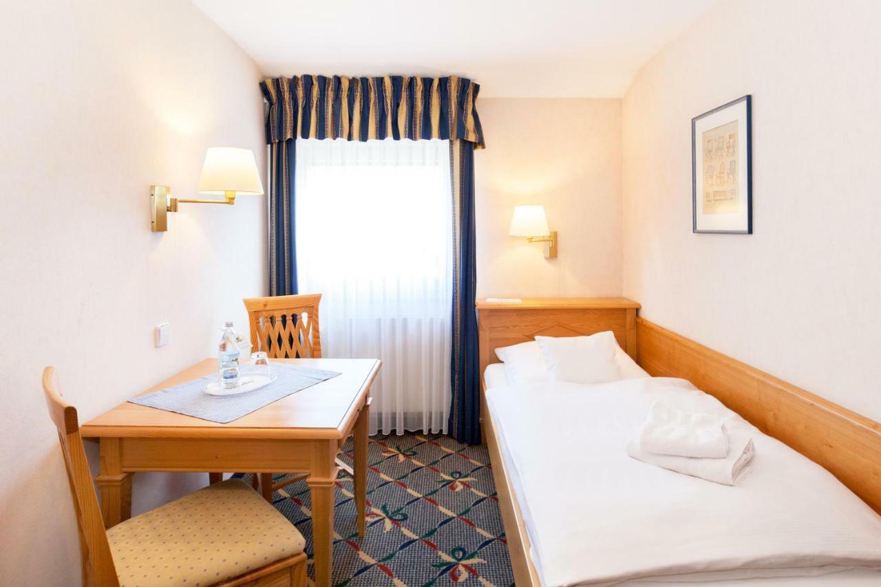 Landgasthof Hotel Hirsch Loßburg Εξωτερικό φωτογραφία