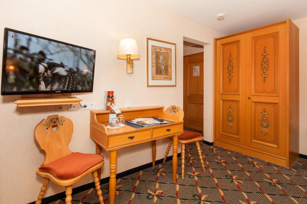 Landgasthof Hotel Hirsch Loßburg Εξωτερικό φωτογραφία